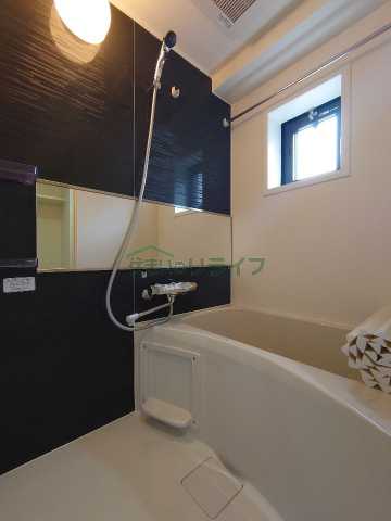 バス・シャワールーム　別部屋参考写真