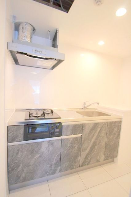 キッチン　システムキッチン完備です♪