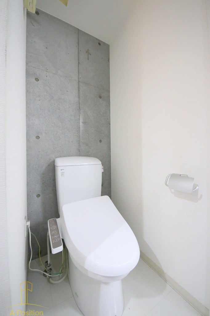 トイレ　ルクレ堺筋本町レジデンス