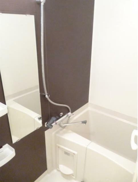 バス・シャワールーム　バスルーム