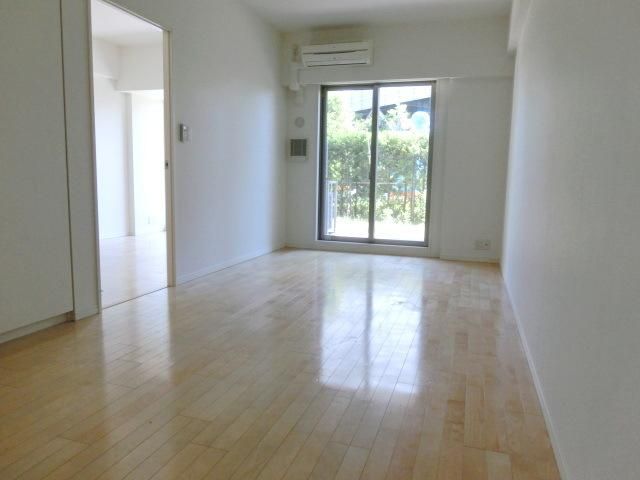 居室・リビング　広々ＬＤＫ13.6帖