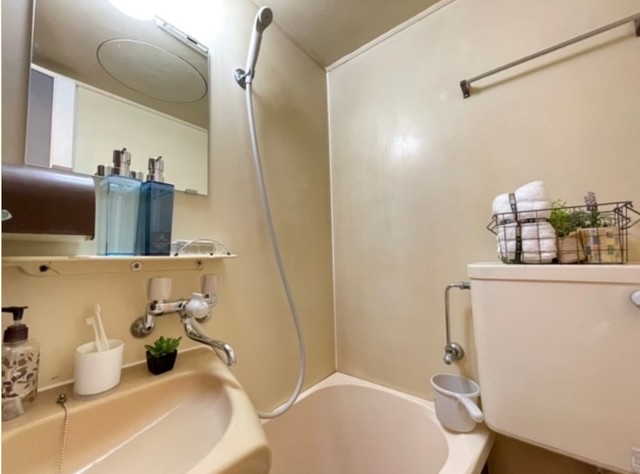 バス・シャワールーム