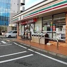コンビニ　セブンイレブン大阪諏訪4丁目店（コンビニ）まで407m