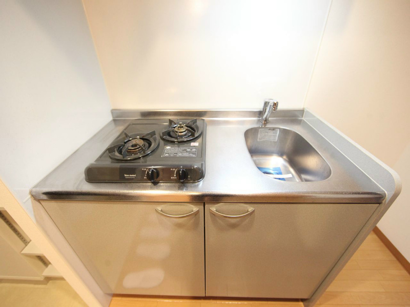 キッチン　システムキッチン（ガス2口コンロ付）
