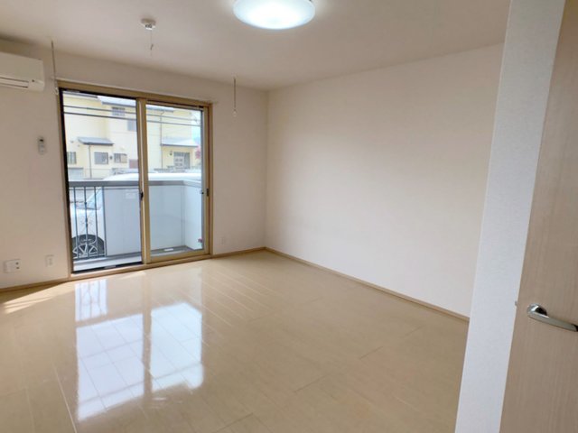 居室・リビング　グランモンターニュ