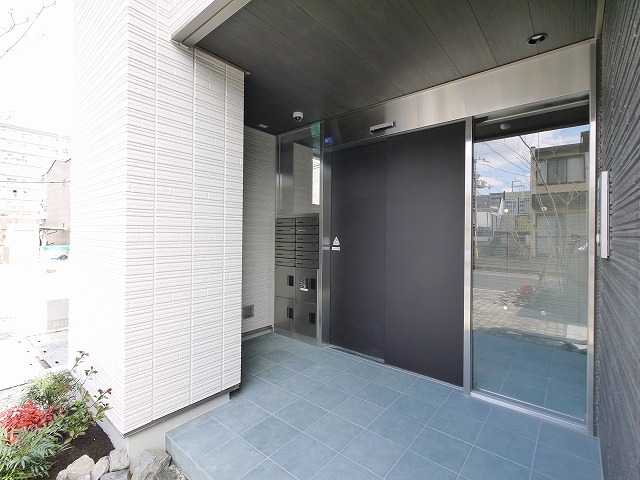 エントランス　建物の内部です