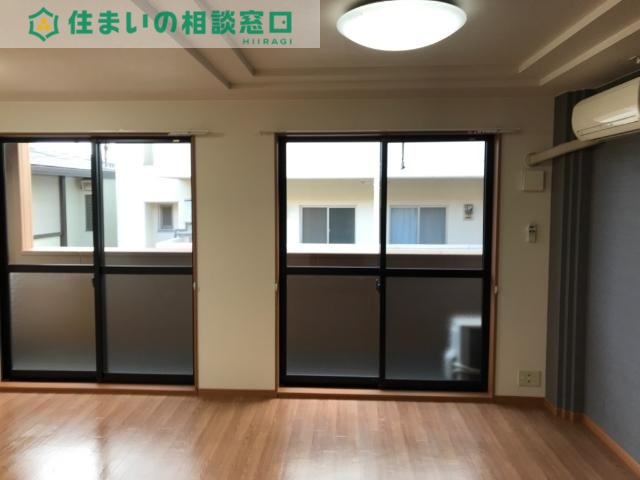 居室・リビング　同型