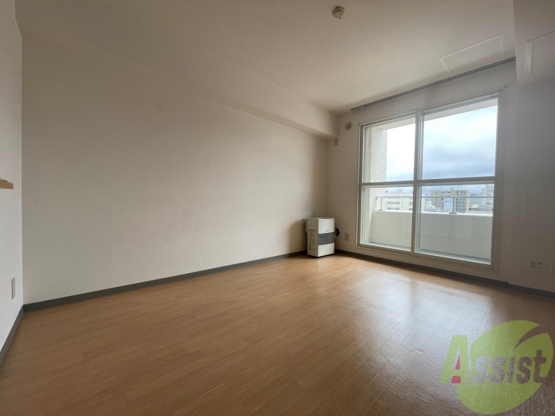 居室・リビング　広くてキレイなお部屋が広がっていて、充実した生活が送れそう。