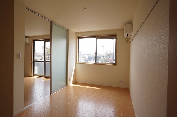 その他部屋・スペース　寝室 リビング♪室内物干し竿掛け有り