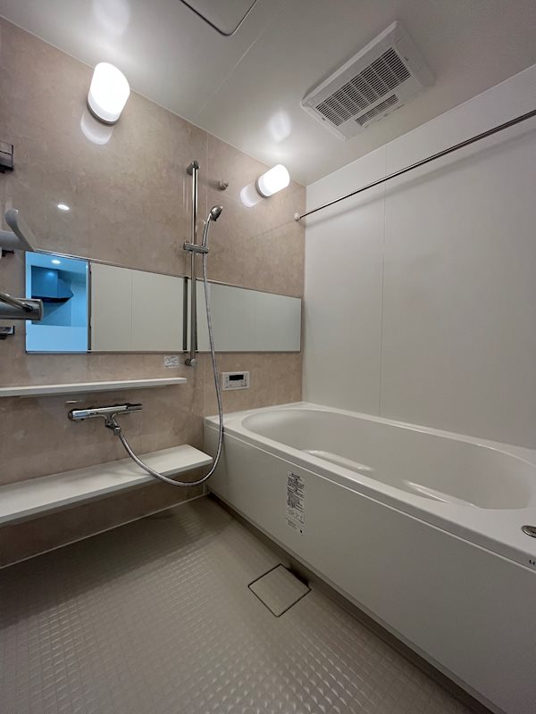 バス・シャワールーム
