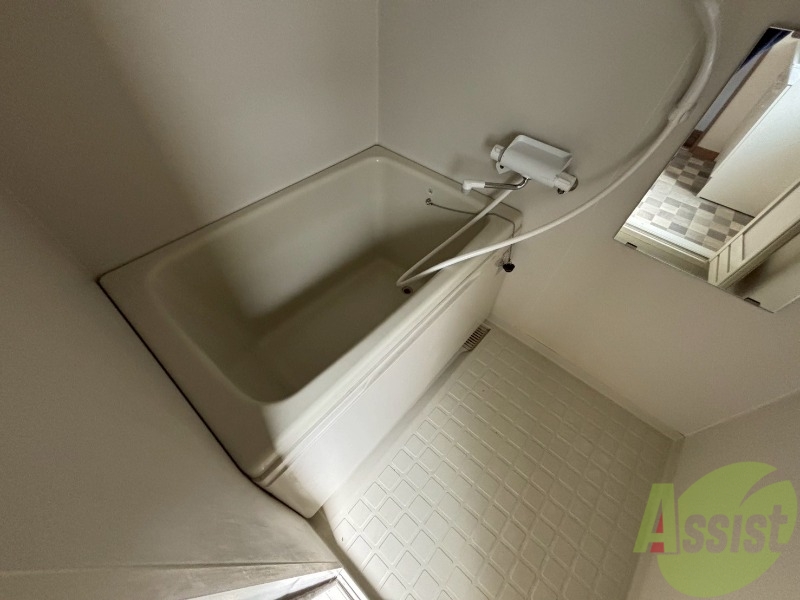 バス・シャワールーム　お風呂です！一日の疲れを癒してくださいね！