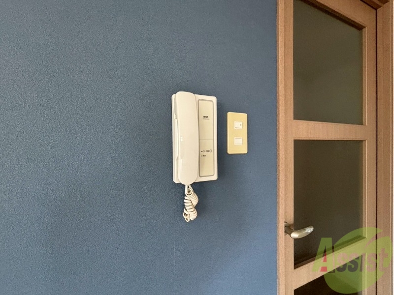 セキュリティ　インターホンは通話ができるので急な訪問があっても安心です。