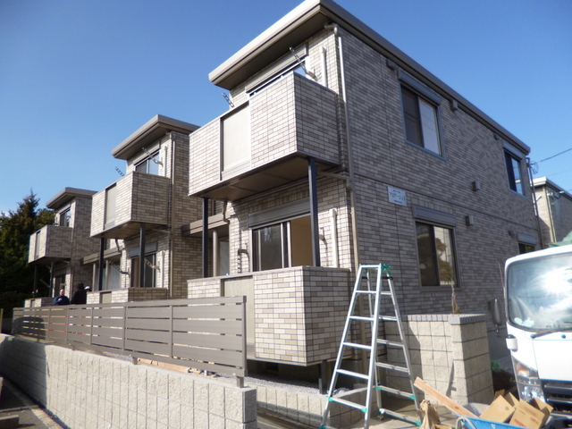 建物外観　お洒落な外観のアパートです。