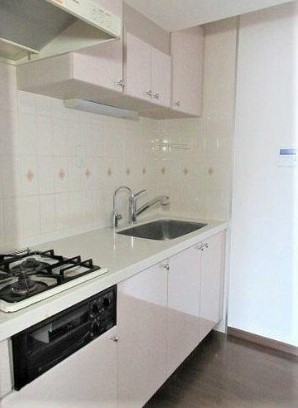 キッチン　※こちらの写真は他部屋になり参考写真です