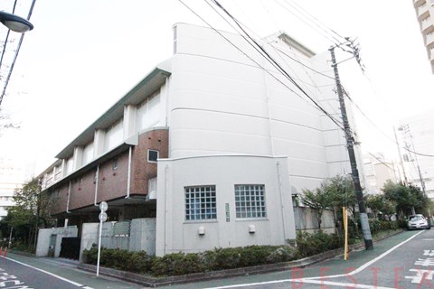 小学校　文京区立窪町小学校（小学校）まで673m