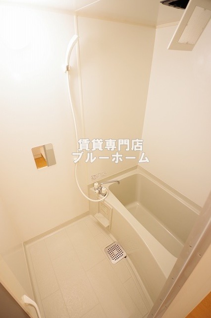 バス・シャワールーム　綺麗な浴室！