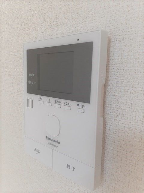 セキュリティ　広々した洋室が魅力的