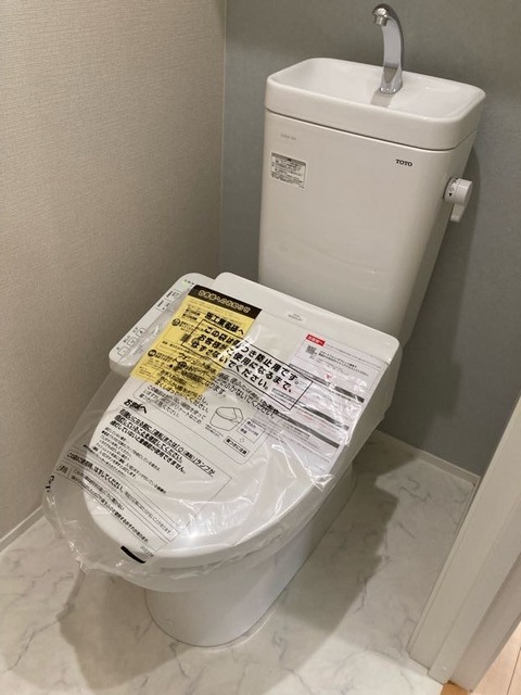 トイレ　※同物件、別部屋になります。