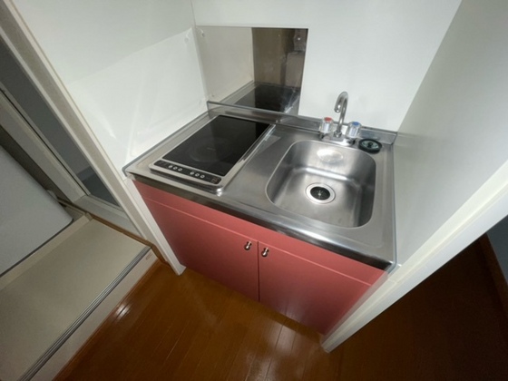 キッチン　※別部屋の写真です
