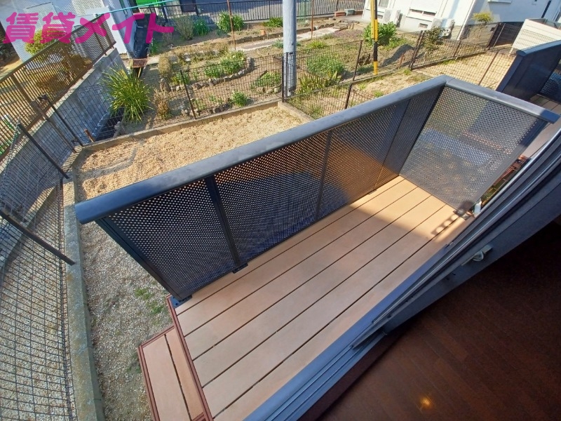 バルコニー　同タイプ部屋写真です。