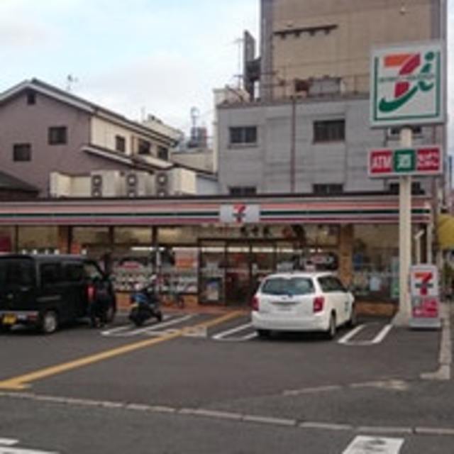 コンビニ　セブンイレブン大阪天神橋8丁目店（コンビニ）まで158m