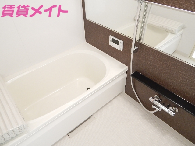 バス・シャワールーム　浴室