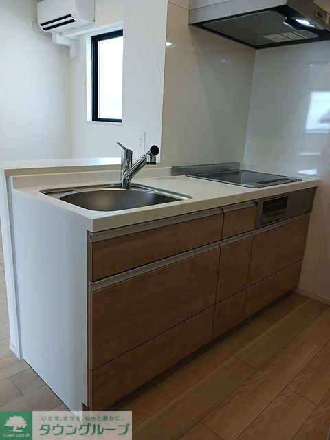 湘南モノレール 湘南町屋駅 徒歩8分 2階建 築1年のキッチン写真