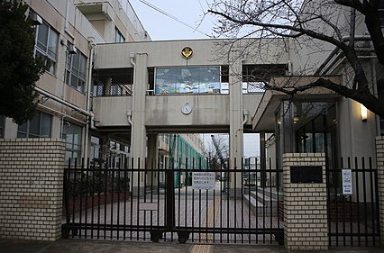 小学校　名古屋市立笠東小学校（小学校）まで427m