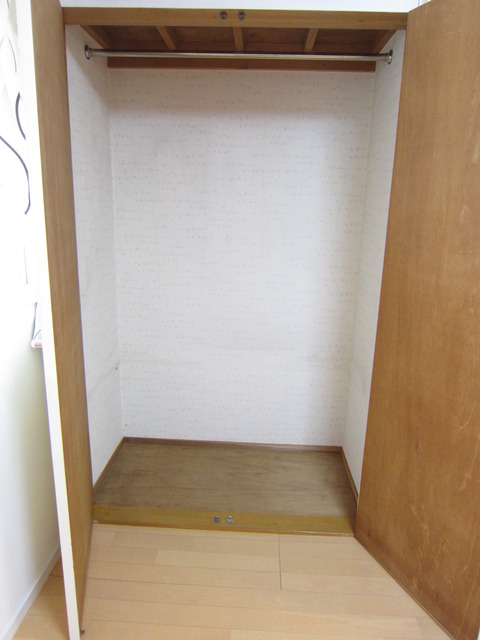 収納　高さのあるクローゼット