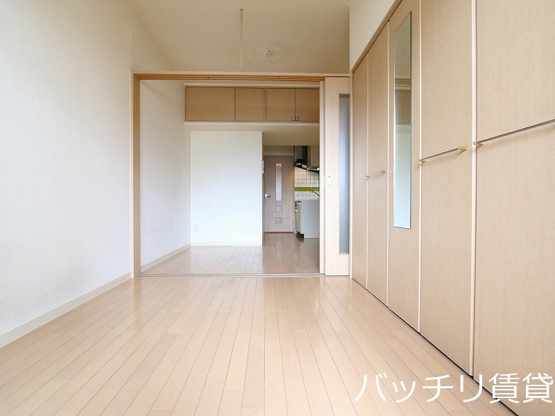 居室・リビング　※室内写真等は別号数の為、現状優先となります。