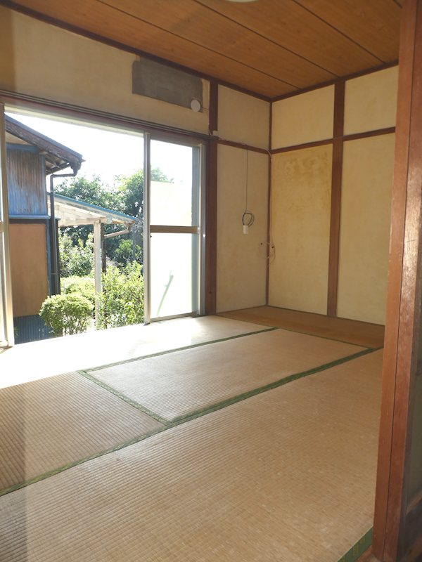 京急久里浜線 ＹＲＰ野比駅 徒歩18分 1階建 築44年の居間写真