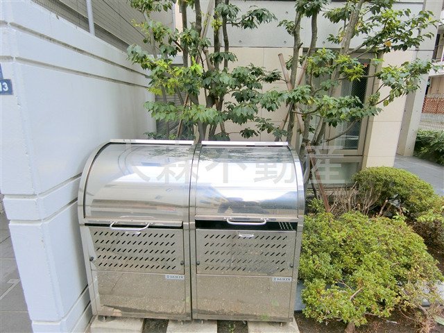 その他共有部分　ゴミ捨てBOX