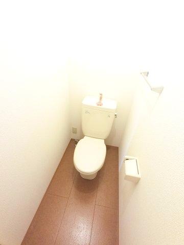 ＪＲ外房線 土気駅 徒歩14分 2階建 築27年のトイレ写真