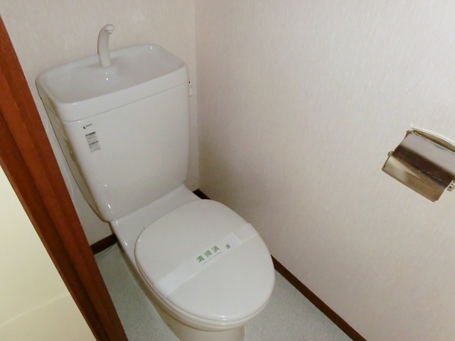 トイレ　バス・トイレ別です。