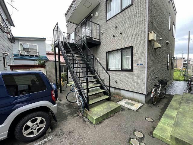 建物外観　エントランス部分