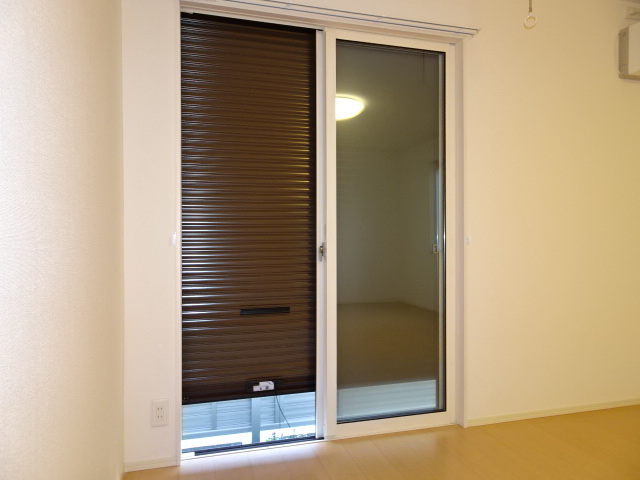 その他設備　シャッター雨戸