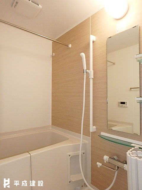 バス・シャワールーム　追い焚き機能付き