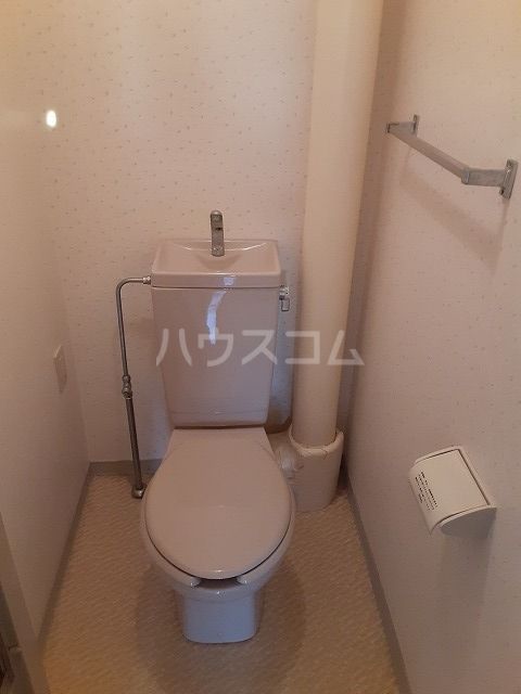 【袋井市高尾のマンションのトイレ】