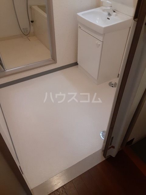 【袋井市高尾のマンションの洗面設備】