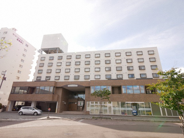 札幌市西区発寒九条のマンションの建物外観