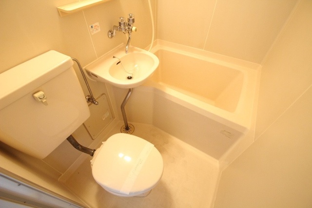 バス・シャワールーム