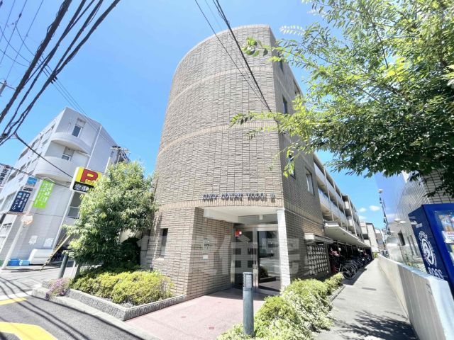 吹田市末広町のマンションの建物外観