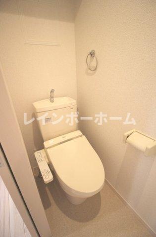 【市川市大町のアパートのトイレ】