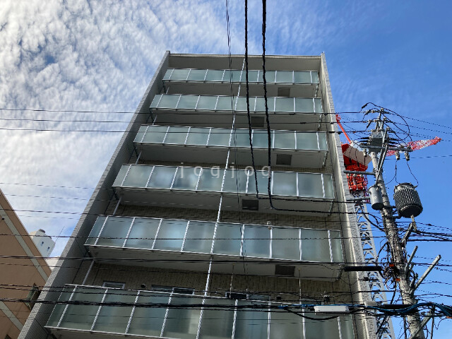 札幌市東区北七条東のマンションの建物外観