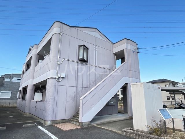 あま市七宝町川部のアパートの建物外観