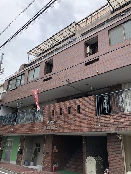 摂津市正雀本町のマンションの建物外観