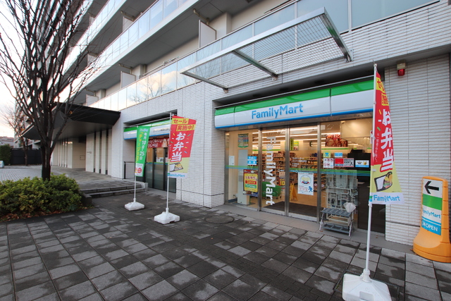 【横浜市保土ケ谷区仏向町のアパートのコンビニ】