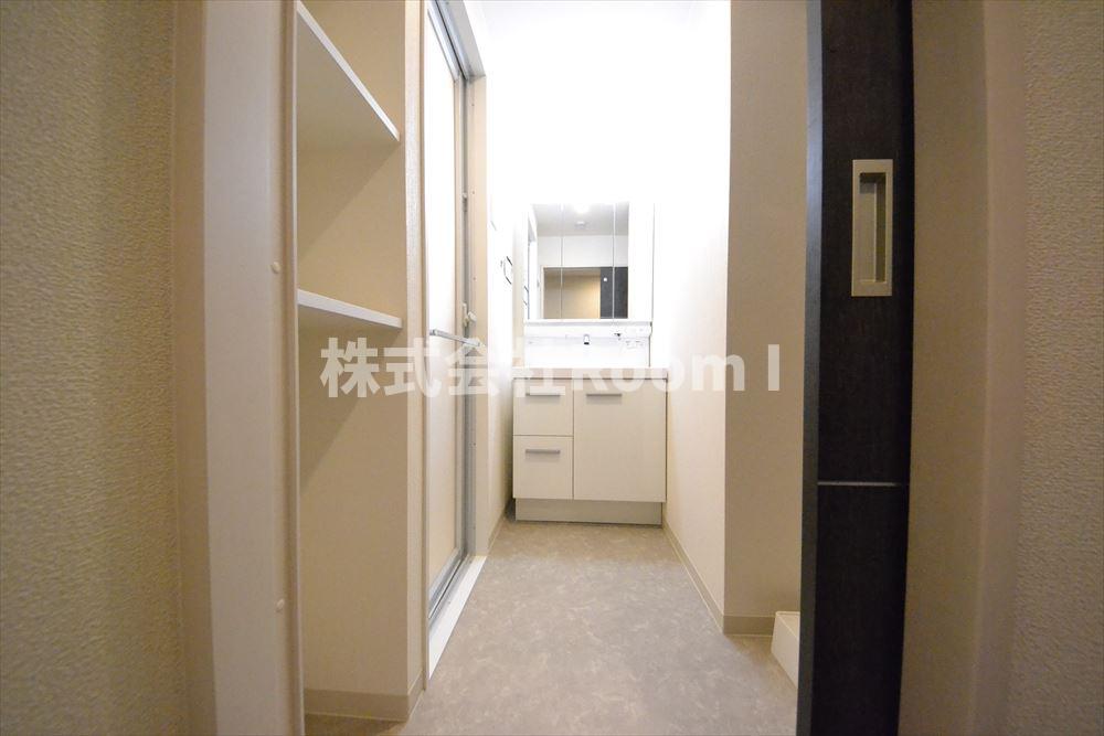 洗面設備　洗面所です