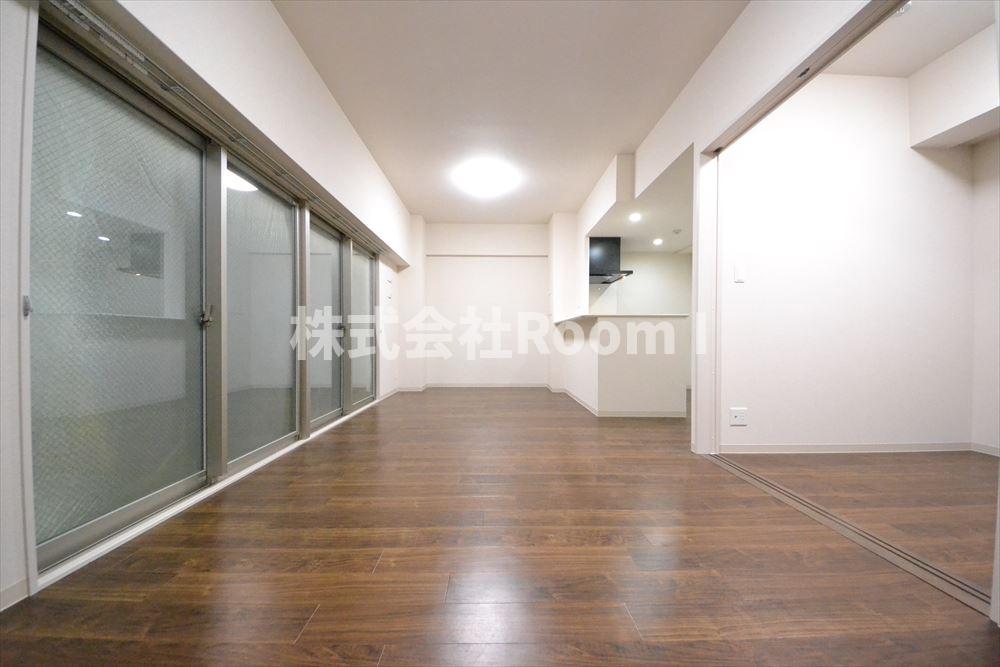 眺望　使い勝手のいい洋室です