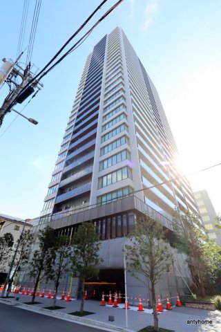 大阪市中央区瓦町のマンションの建物外観